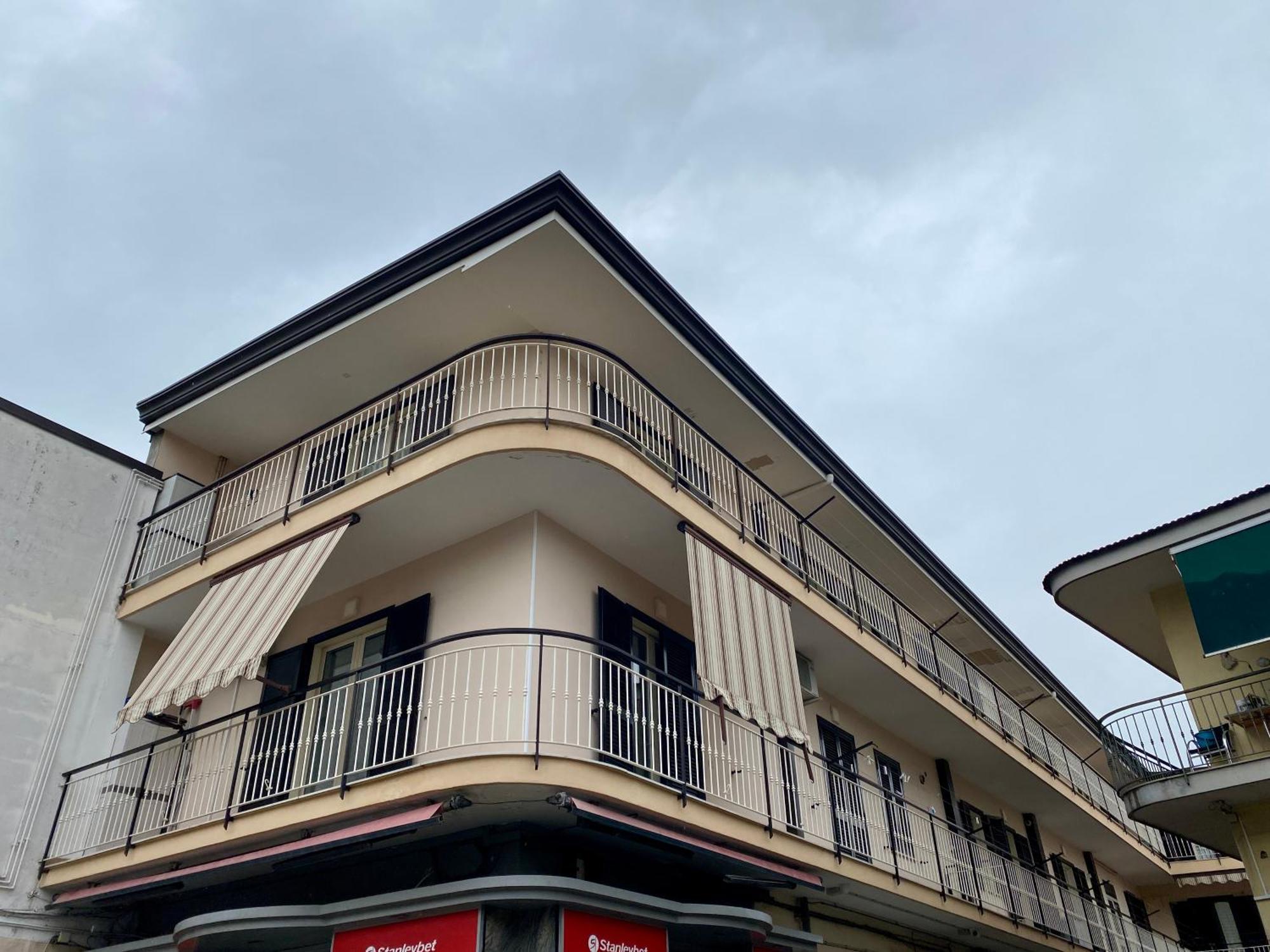 Appartamento Casa Crispino Mansarda N3 Per 3 Persone Frattaminore Exterior photo